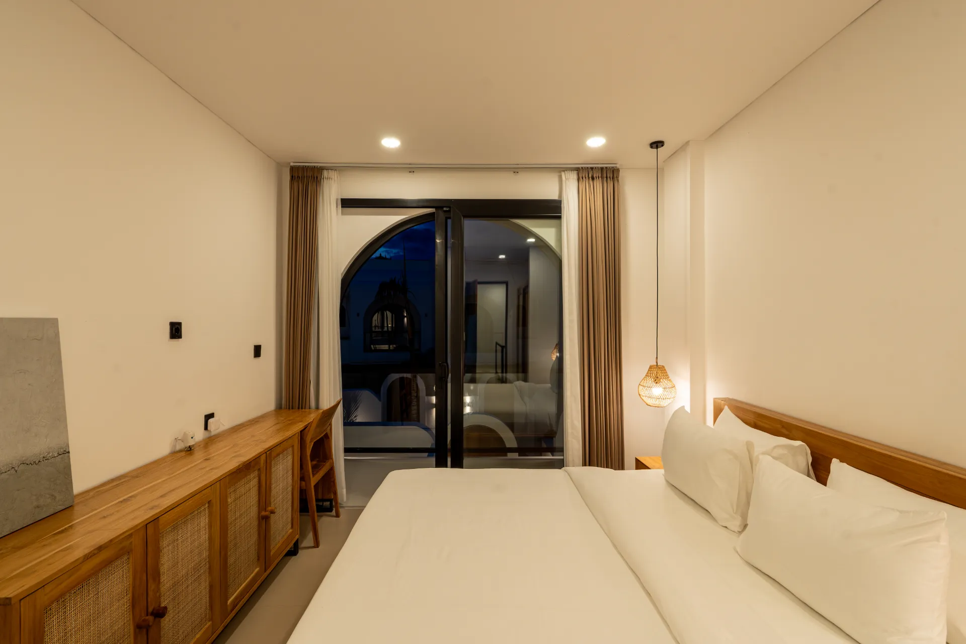 Amal -Luxe 2BR Canggu | Paddy View & Sunken Lounge — image 3