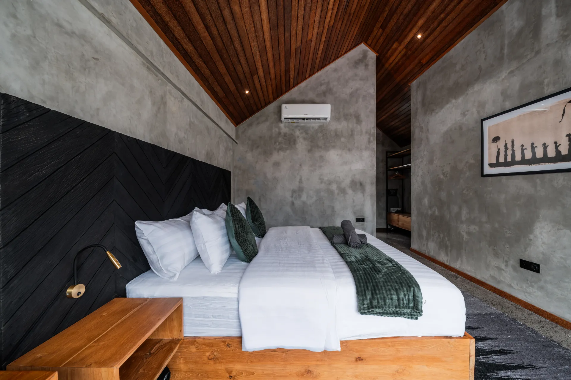 Brand-New 1-Bedroom Villa in Padang Linjong Canggu — image 4