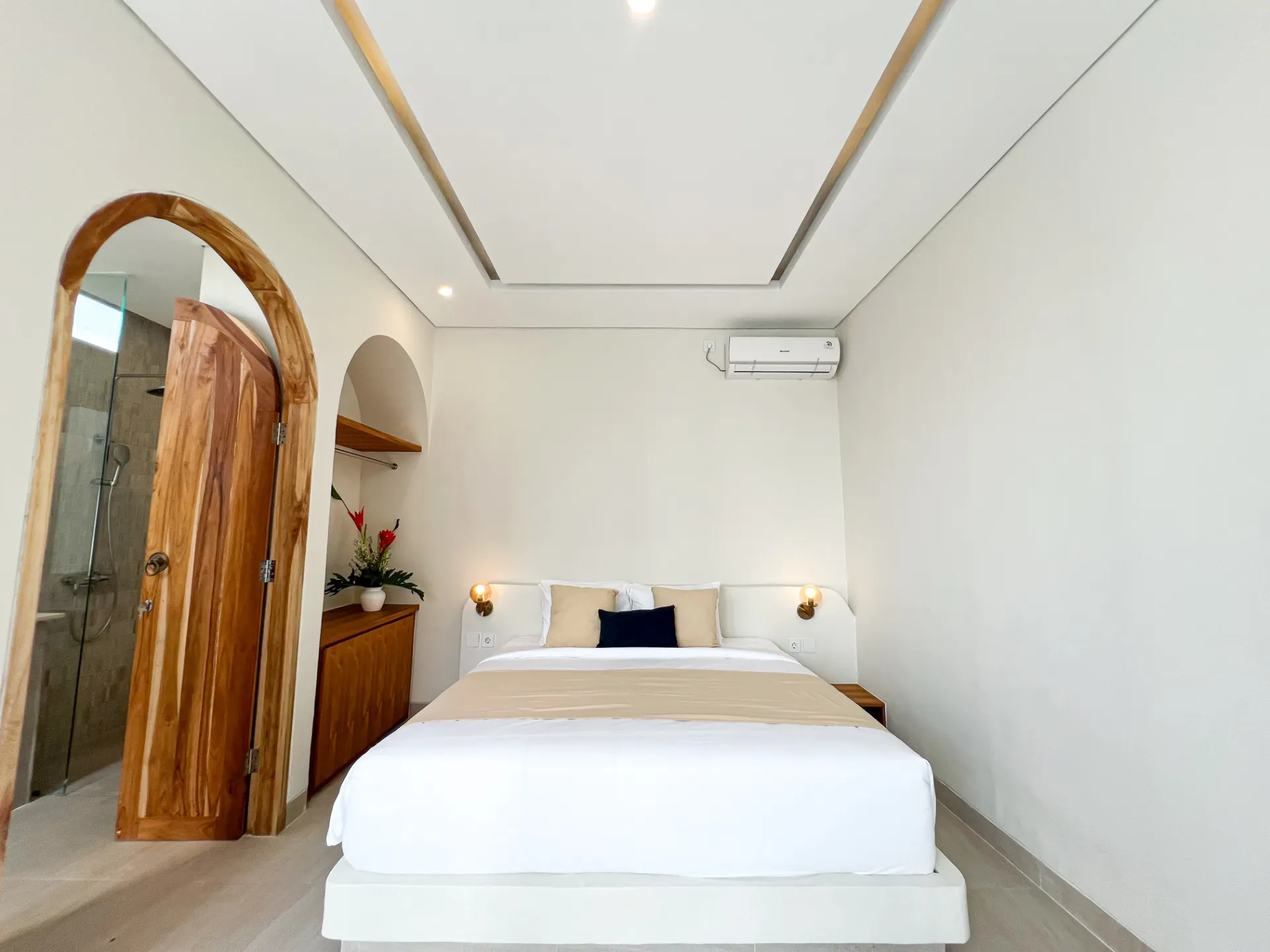 Brand new - modern Villa close to the beach — image 3