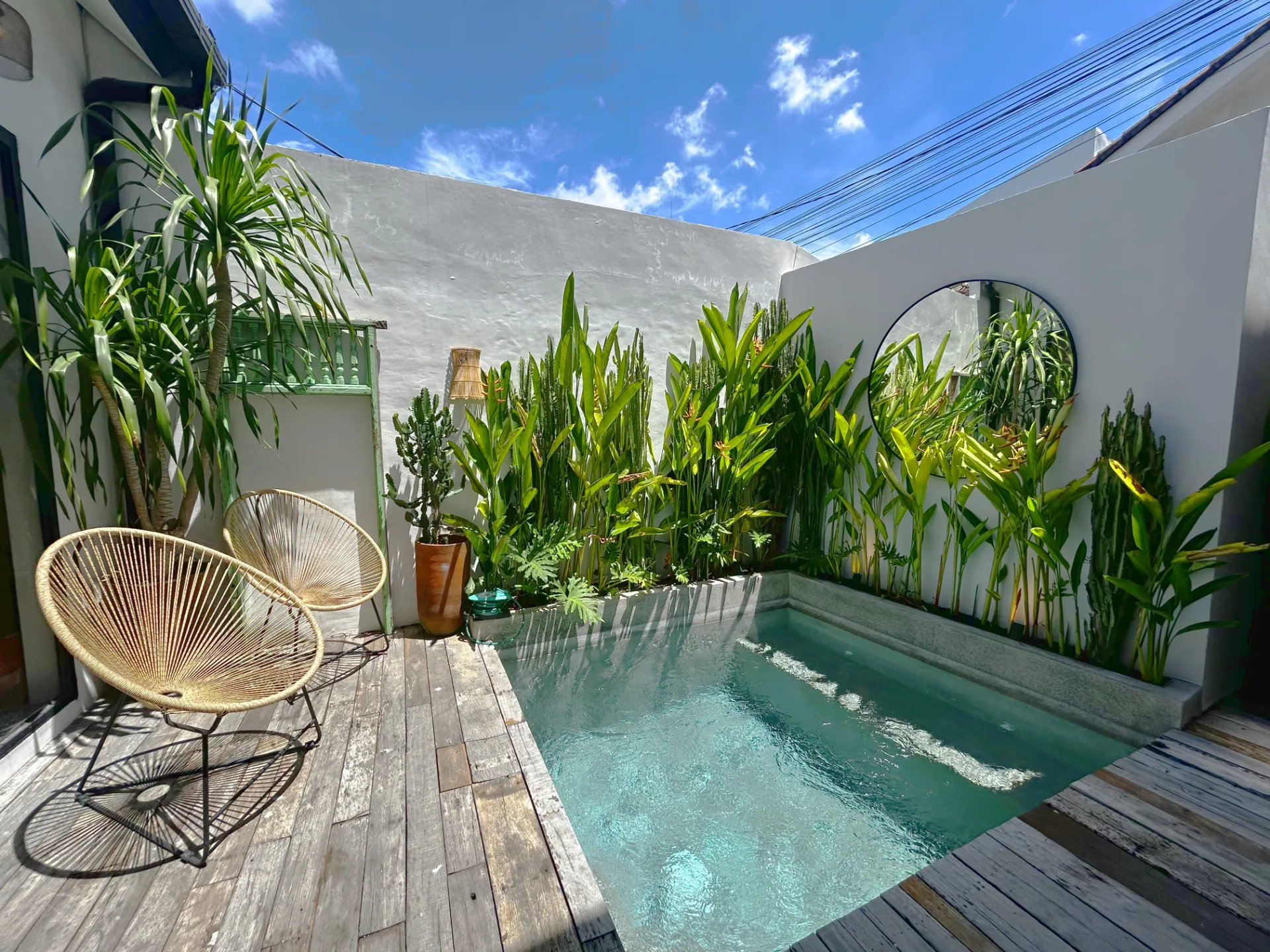Stylish Tropical Villa with Private Pool in Berawa — image 1