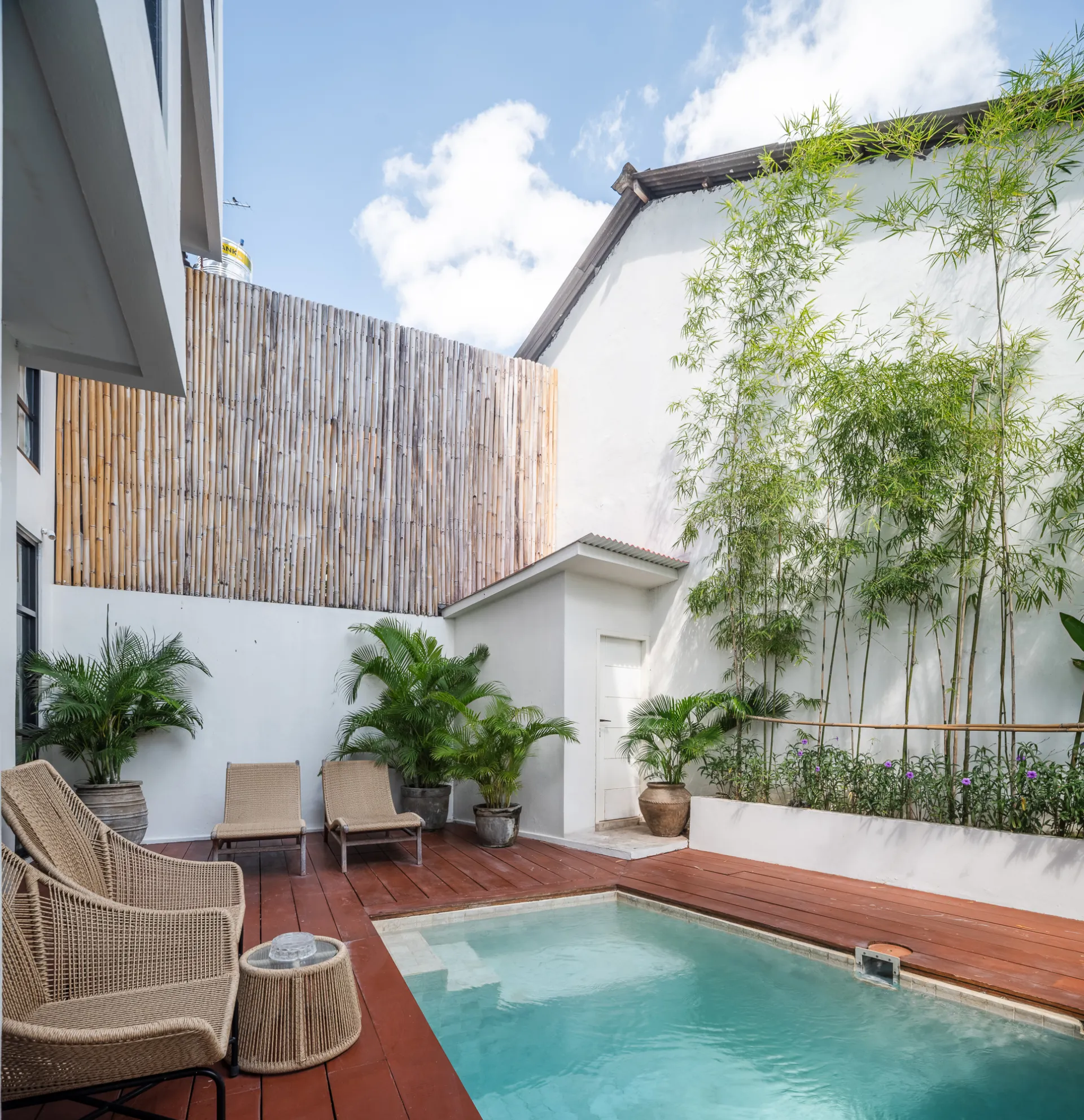 Urban Duplex Pool Villa in Berawa Canggu — image 1