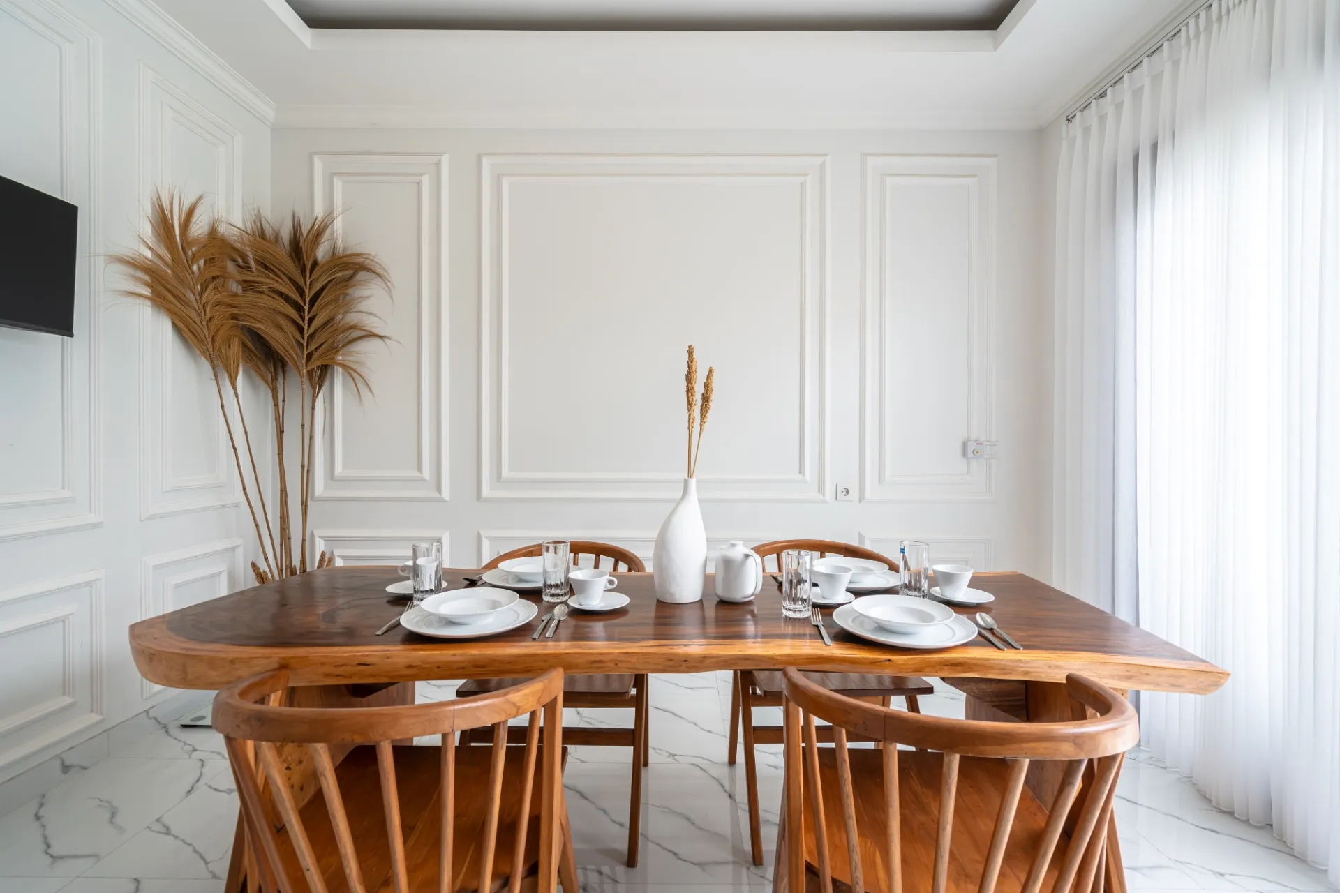 (Electricity Included) 2BR Villa 2Min to Lima Beach — image 2