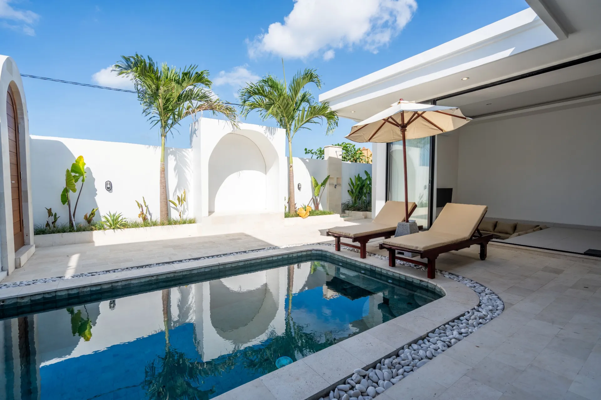 Rooftop 2BR Villa - Pet Allowed - Electricity included