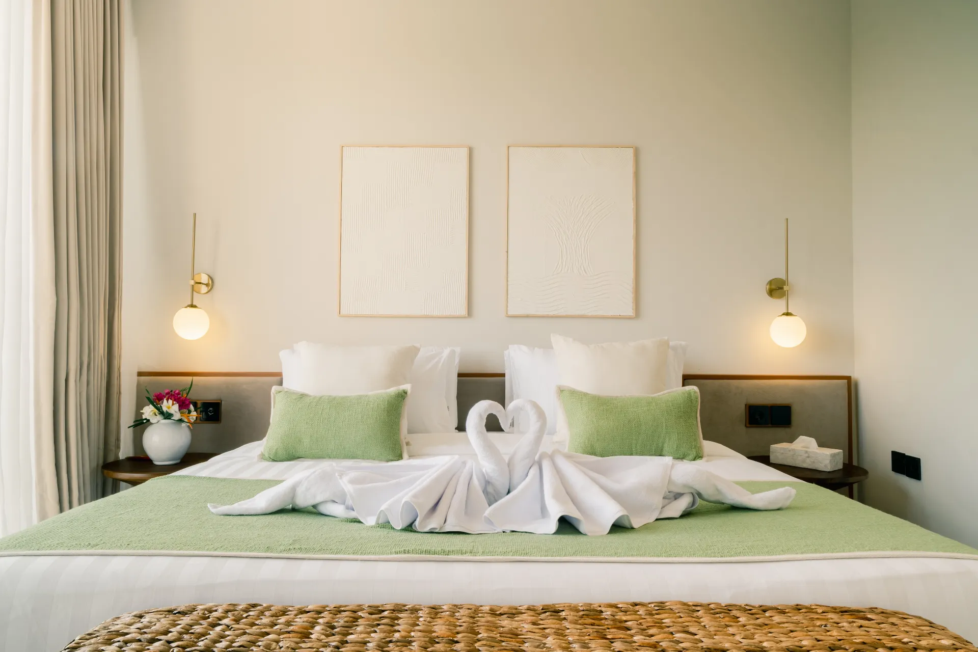 2 BEDROOM MODERN VILLA WITH RICEFIELD VIEW IN CANGGU - AF606 A — image 4