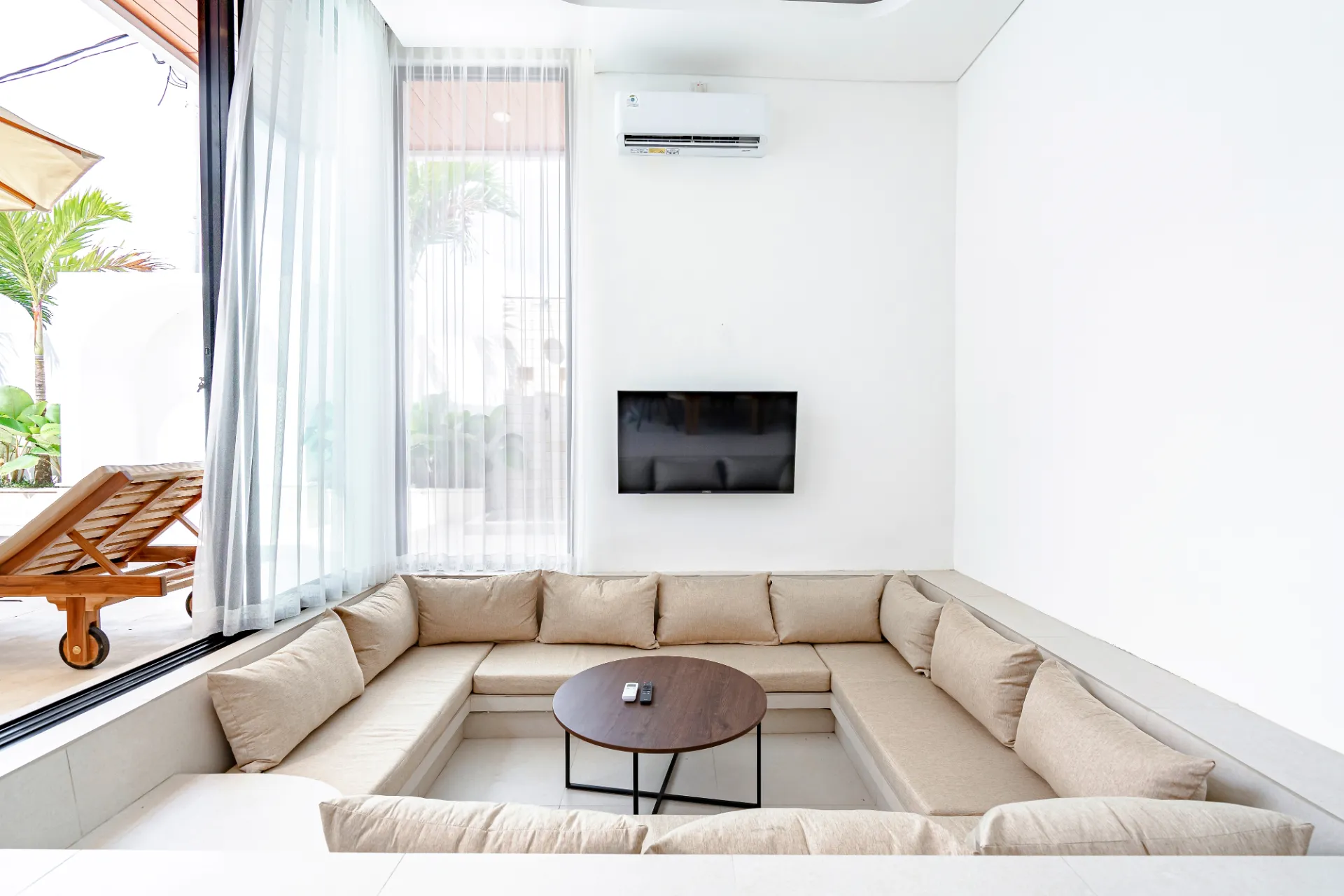 2BR Villa - 5Min to Beach - Pet Allowed - Electricity included — image 3