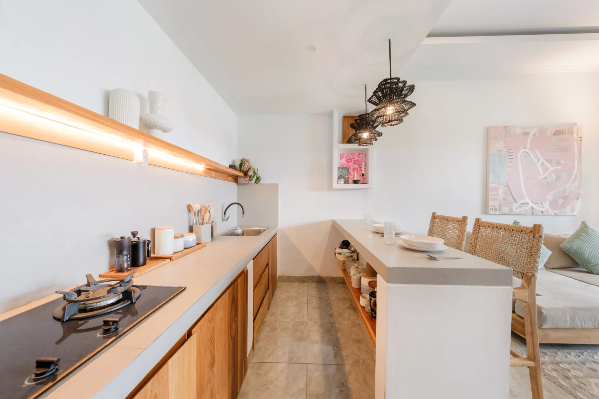 2BR Villa - Workspace w/PC - Electricity Included - Pet allowed — image 2