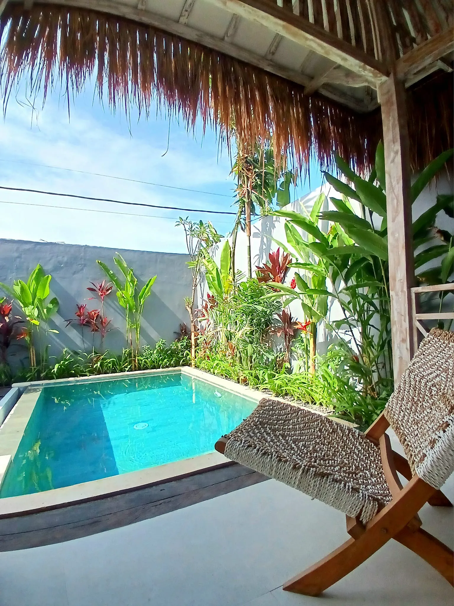 Wooden House with Private Pool — image 1
