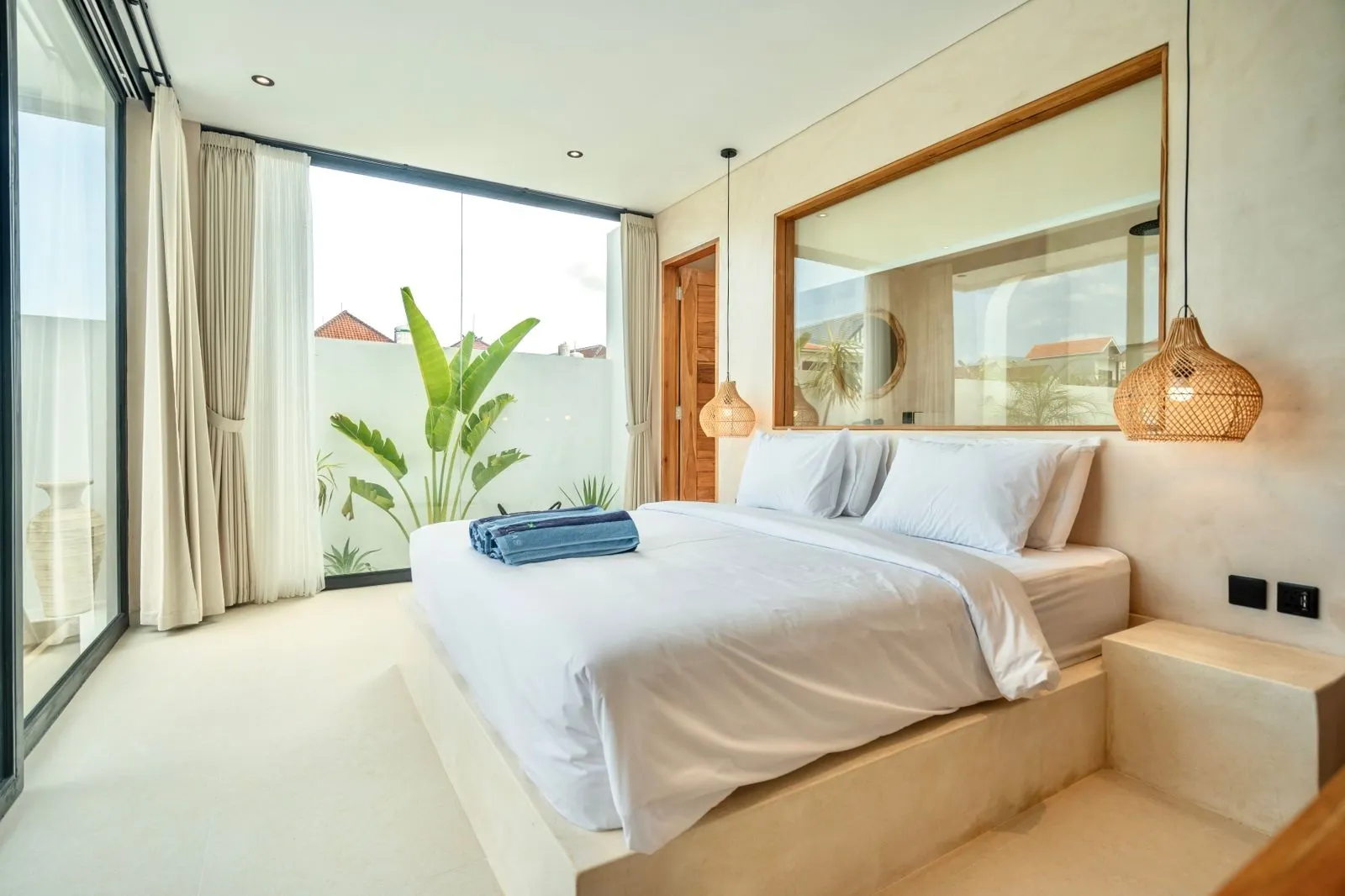 Villa For Rent 2 Bed In PadonanTibubeneng Bali PO-3994 — image 4