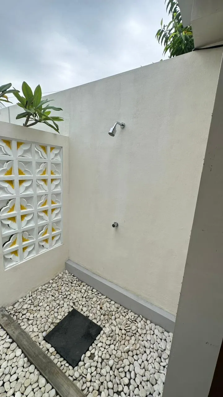 Serene 2 Bedrooms Villa Mambal — image 3