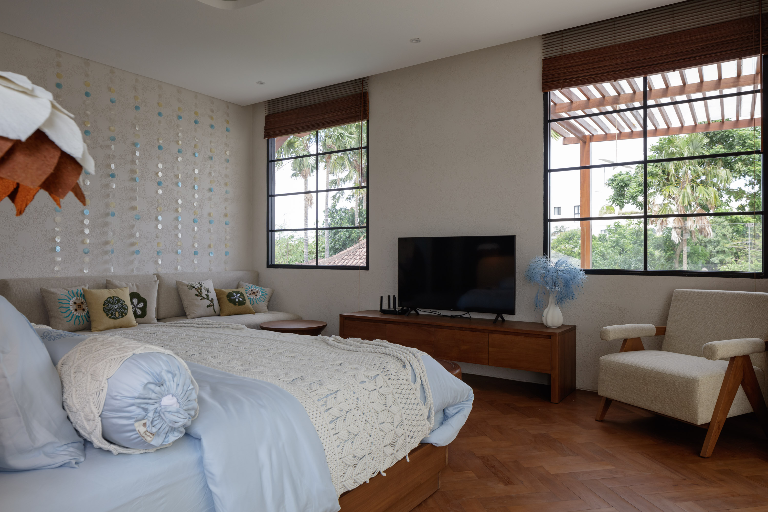 Luxury NEW 4BR Designer Villa — Berawa Canggu — image 4