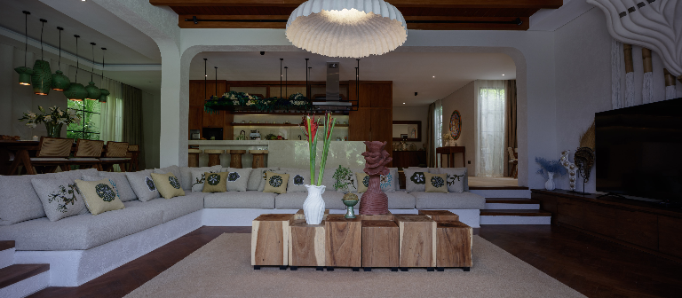 Luxury NEW 4BR Designer Villa — Berawa Canggu — image 2