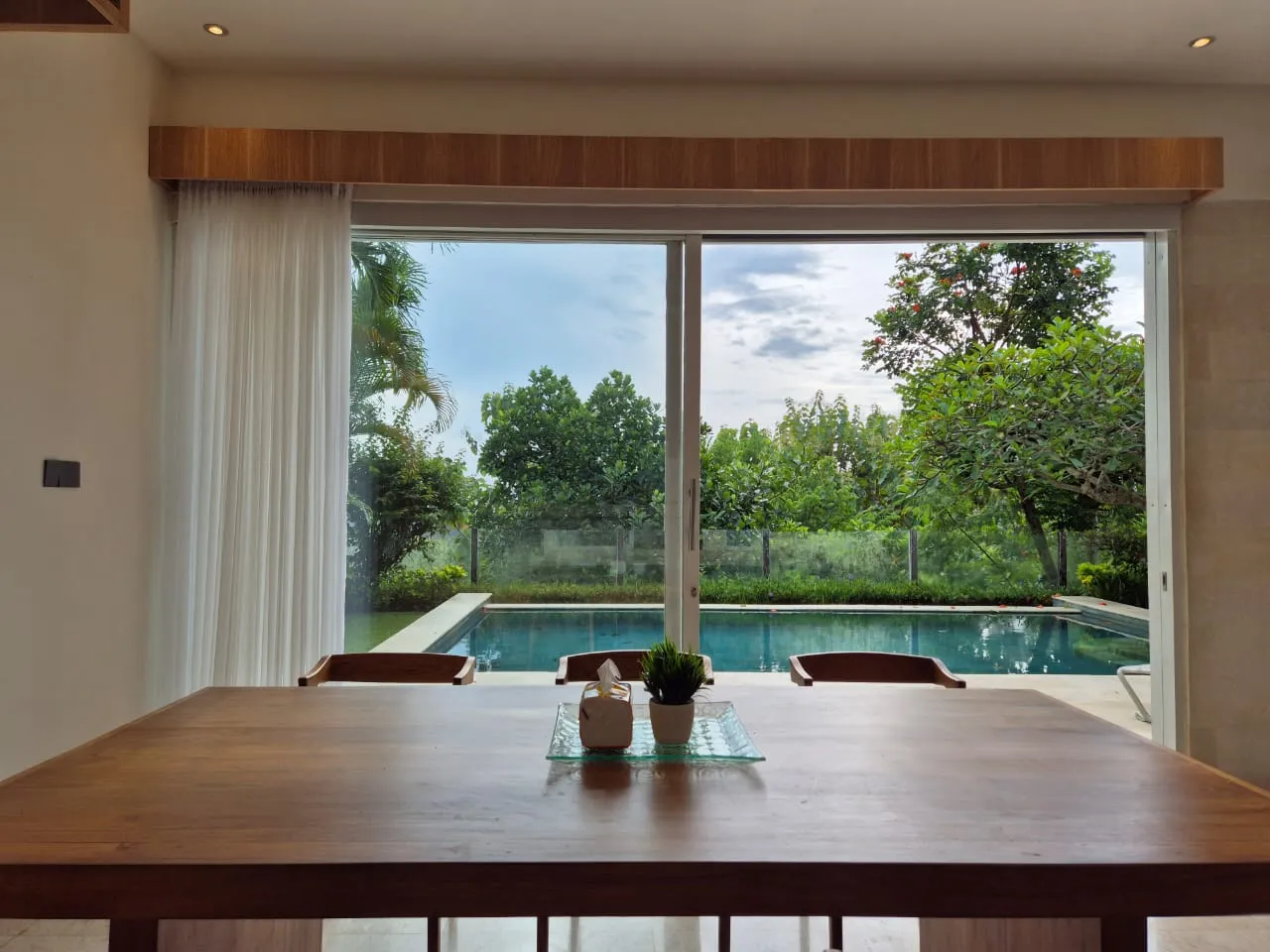 DO 491- FOR RENT LUXURY OCEAN VIEW VILLA LOCATED AT PECATU UNGASAN — image 3
