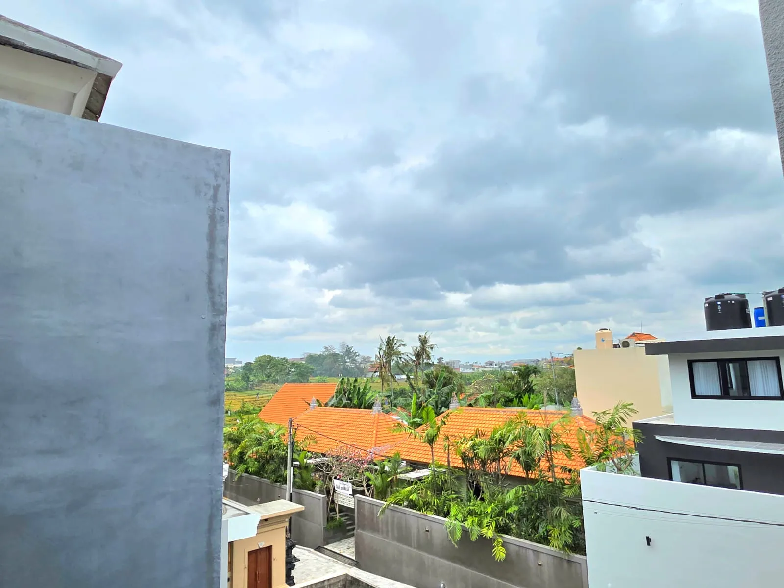 MM 34 - For Rent Villa Located at Tumbak Bayuh — image 3