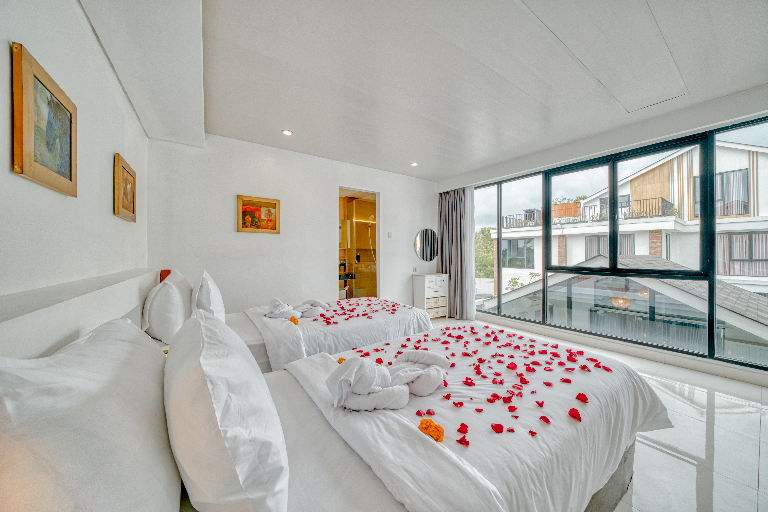 Contemporary 2bd Villa with Pool Near Nuanu & Luna — image 3