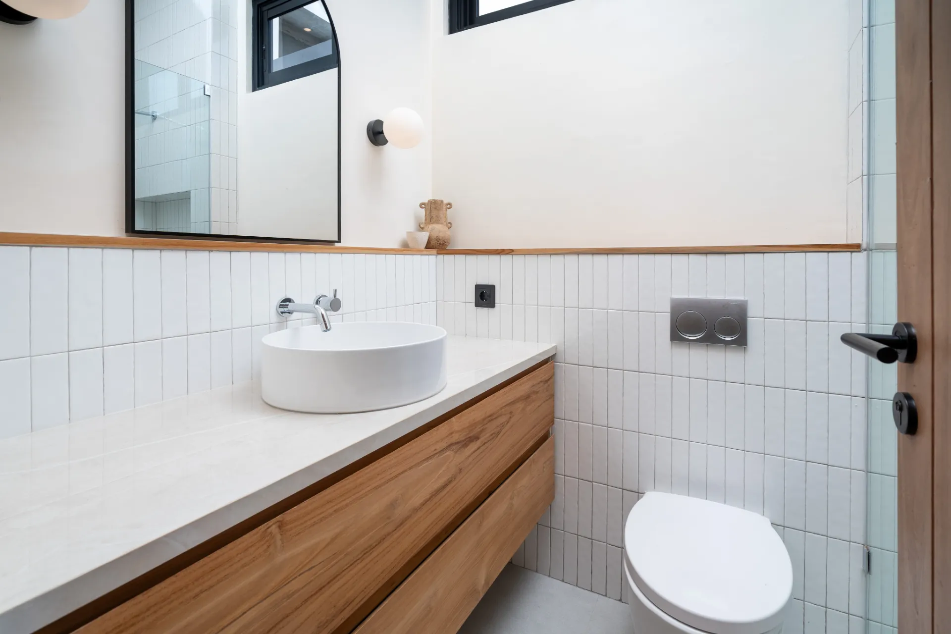 Villa Kivari - Brand New Simple 2-Bedroom Modern Villa in Pecatu — image 3