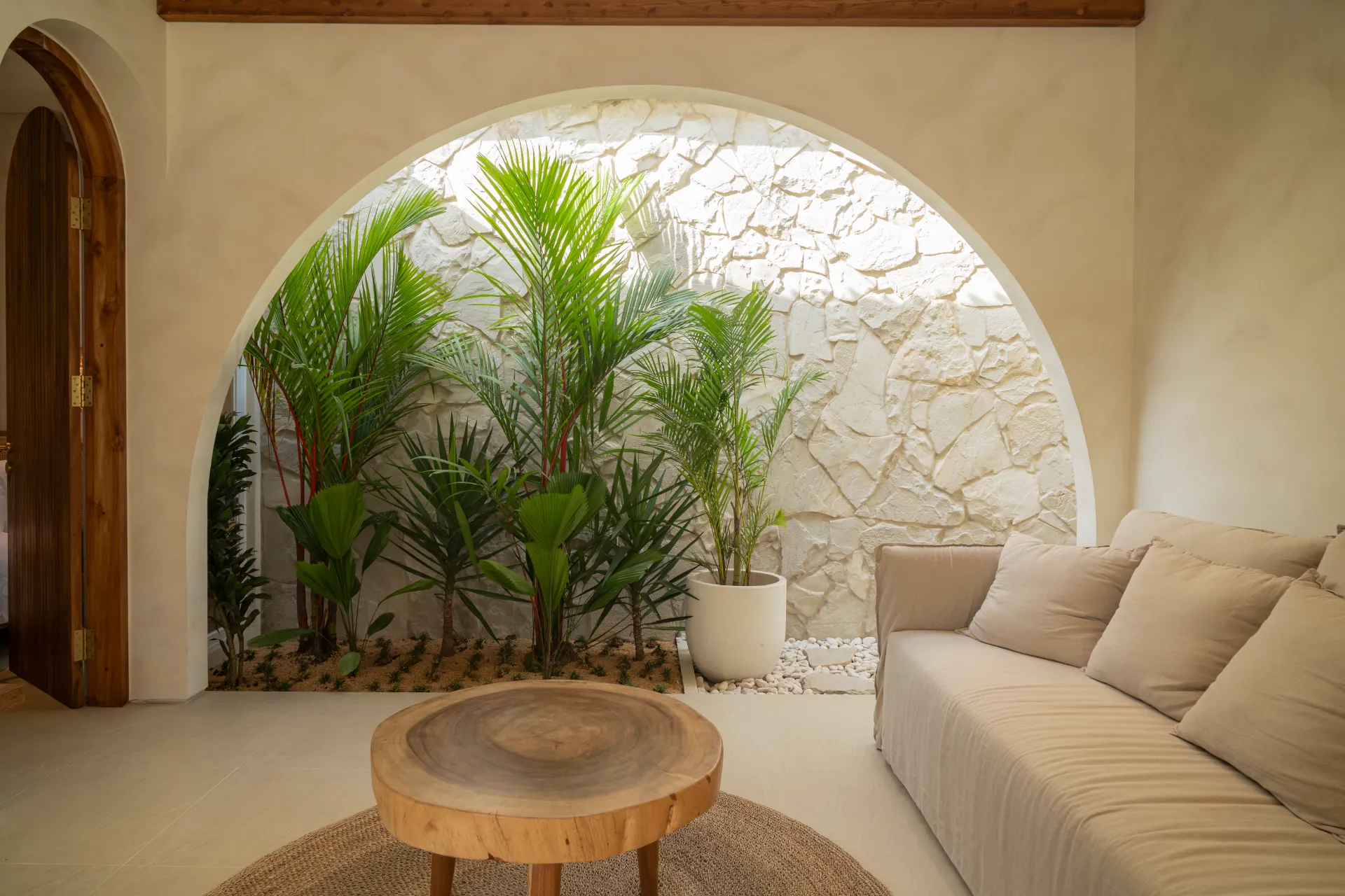🏖️ Walk to Cafes! Brand New 2BR Enclosed Villa in Heart of Berawa – AR34