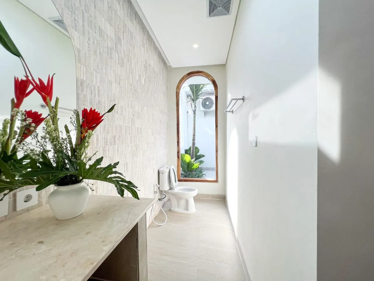 Villa For Rent 2 Bed In SesehCemagi Badung Bali PO-4004 — image 2
