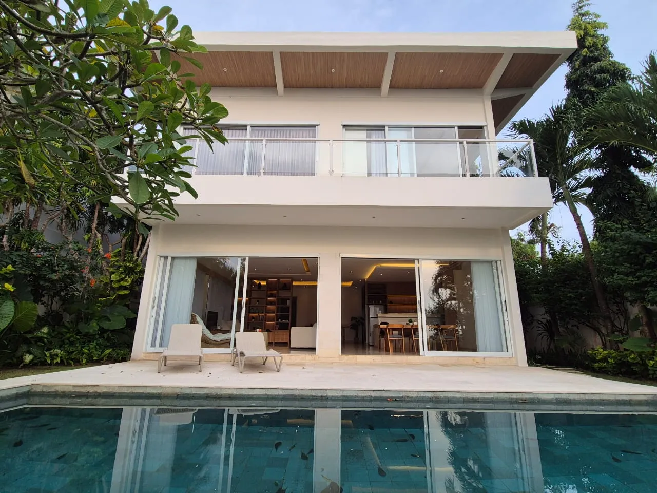 Villa For Rent 3 Bed In Ungasan South Kuta Bali TN-4006
