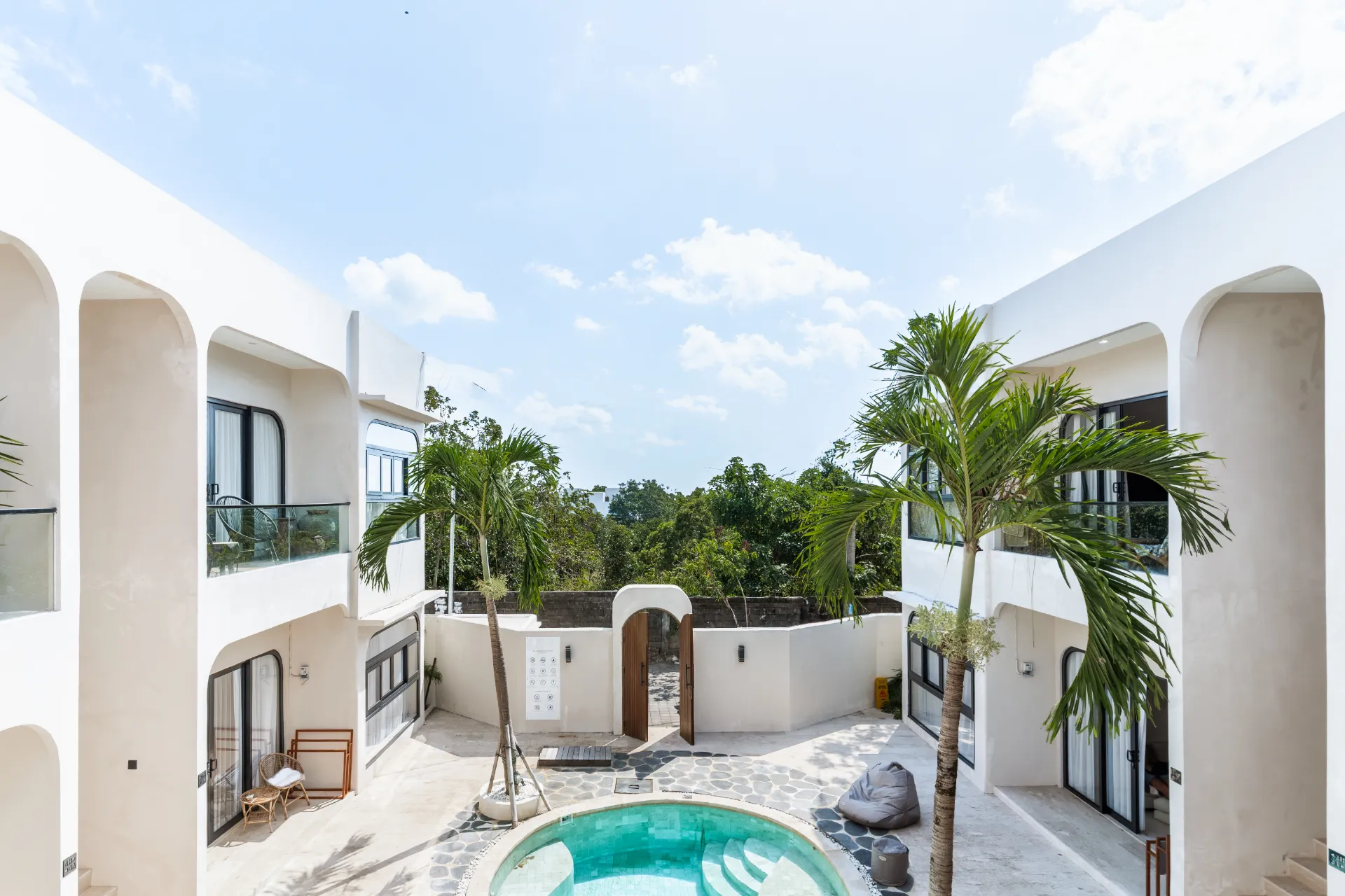 Modern 1BR Apartment – Minutes from Balangan Beach — image 1