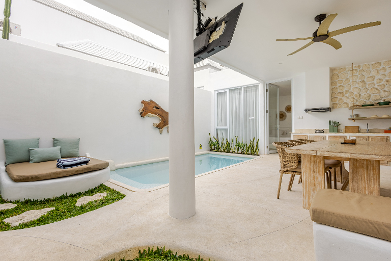 2 bdr Mediterranean Style — image 2