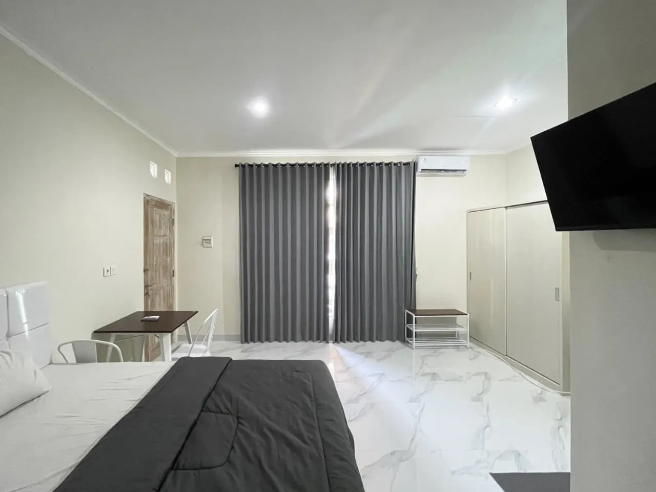 Cozy Room Apartment in Sanur — image 2