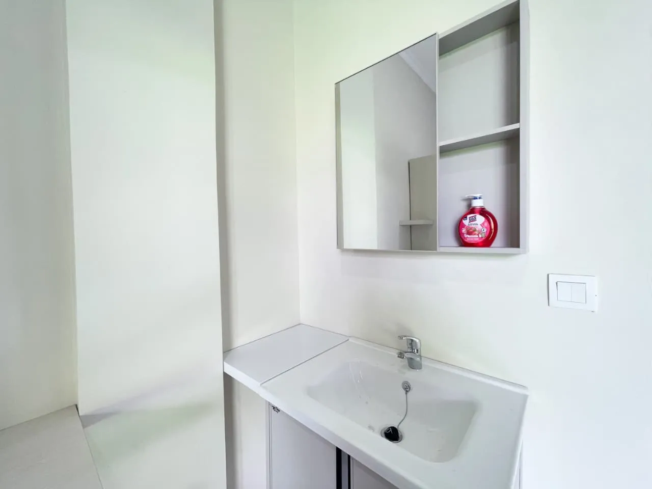 Cozy Room Apartment in Sanur — image 4