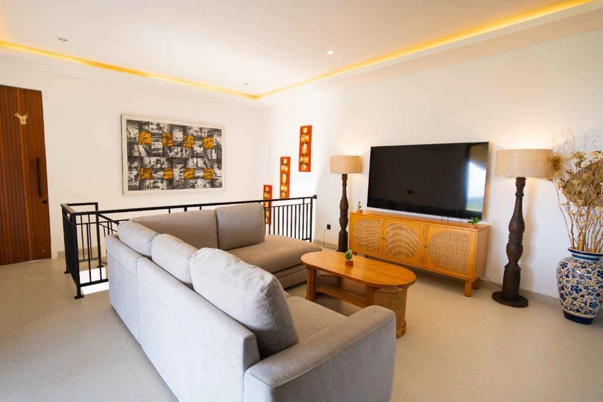2 BR VILLA IN CEMAGI — image 4