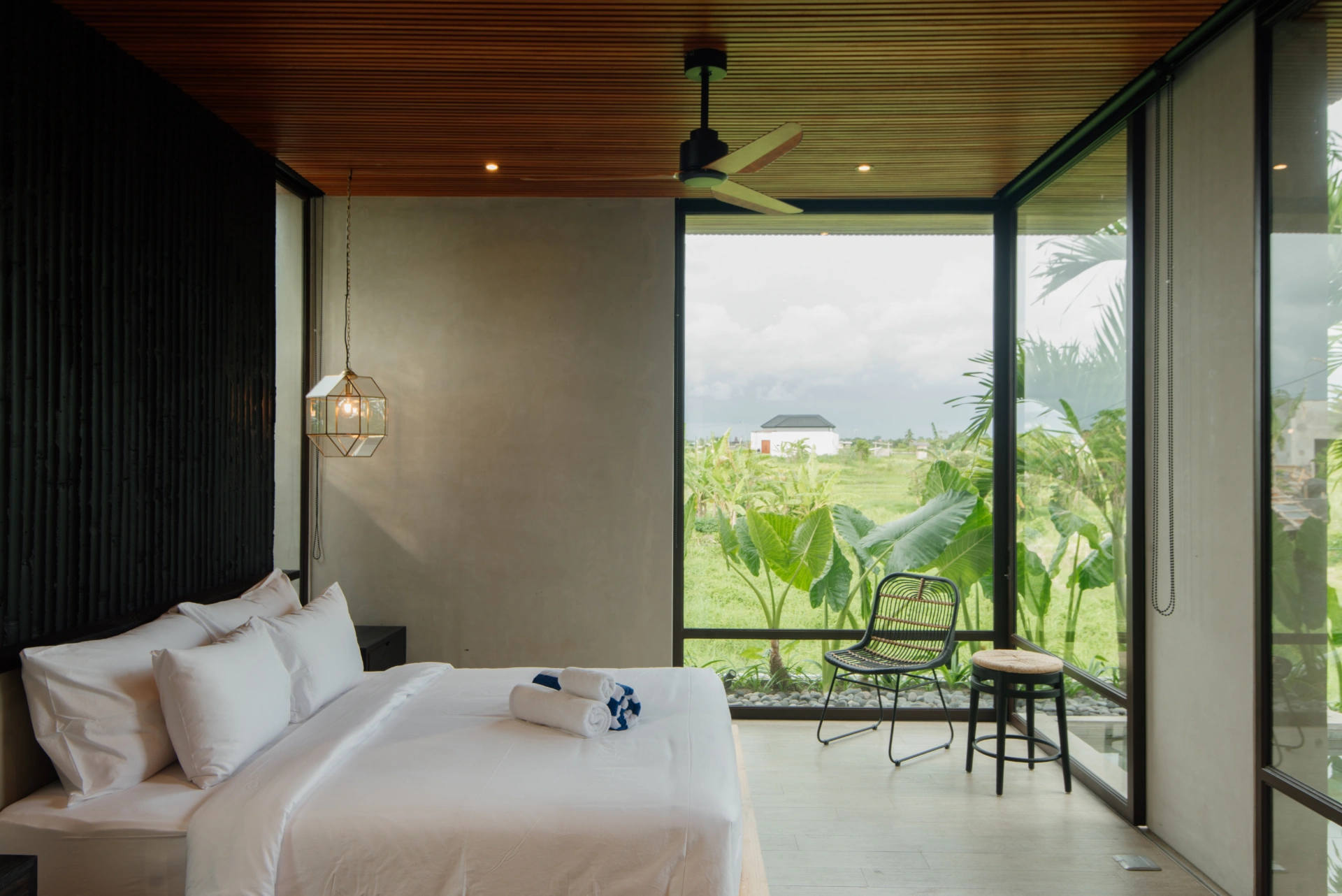 Villa For Rent 4 Bed In Pererenan Badung Bali PO-3880 — image 2