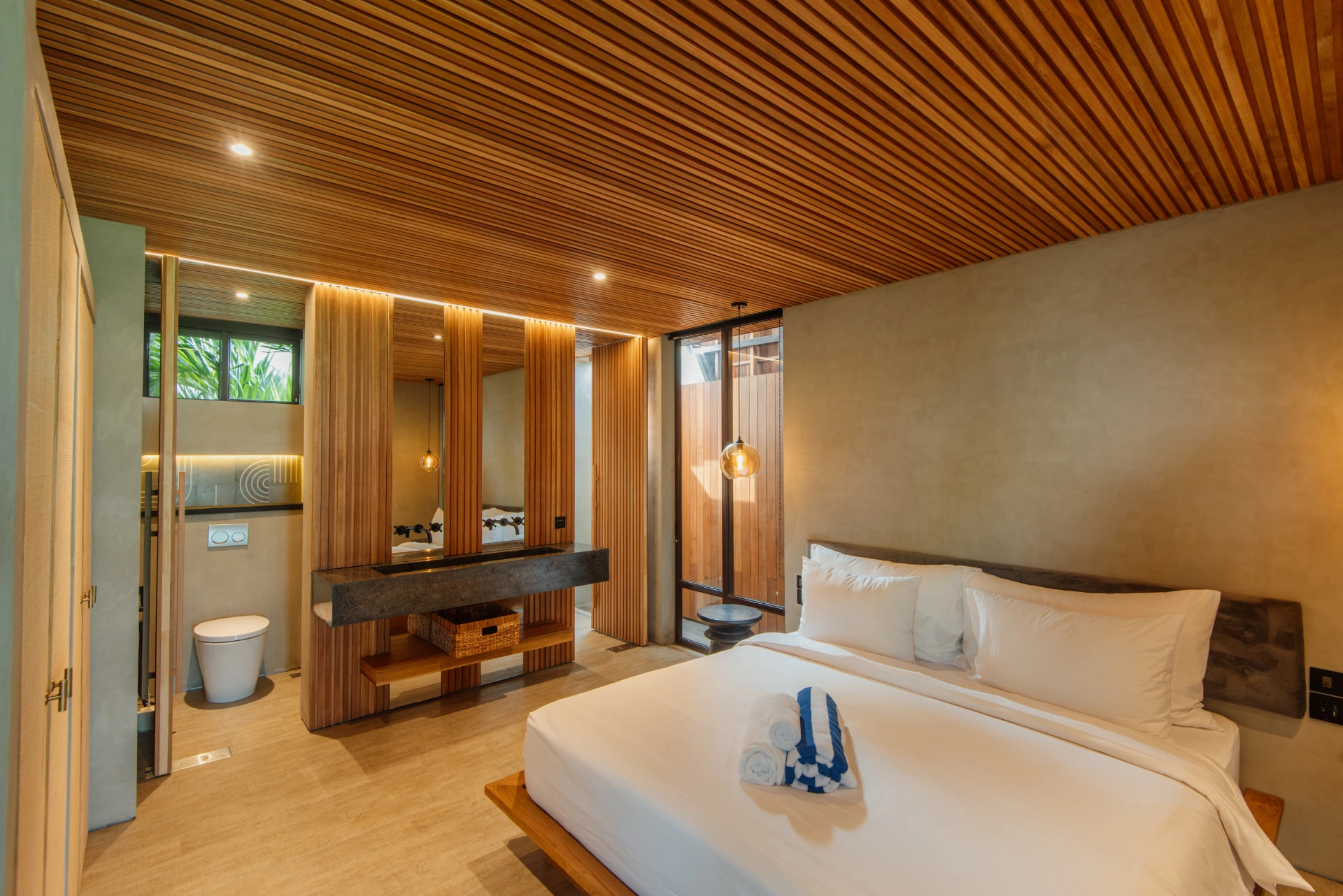Villa For Rent 4 Bed In Pererenan Badung Bali PO-3880 — image 1