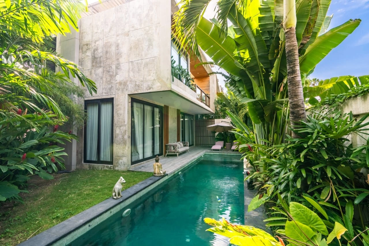 Villa For Rent 3 Bed In BerawaTibubeneng Bali PO-4018