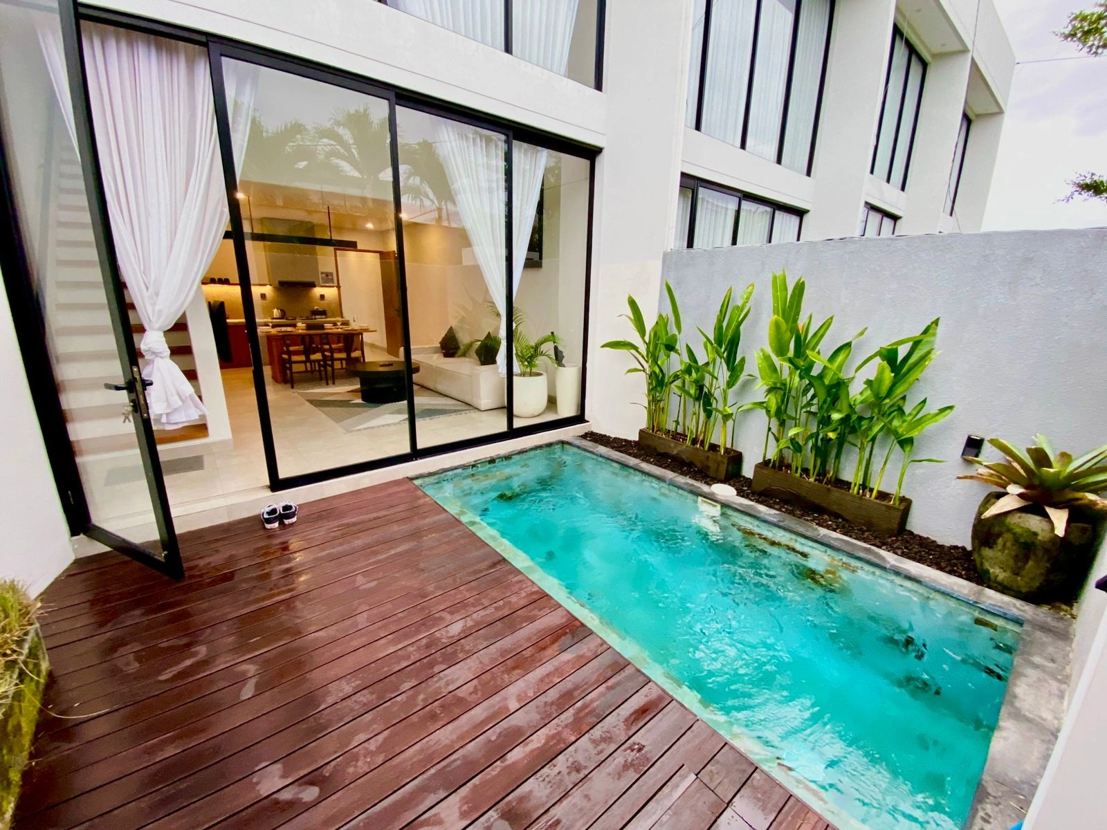 Villa For Rent 2 Bed In Berawa Tibubeneng Bali PO-4019