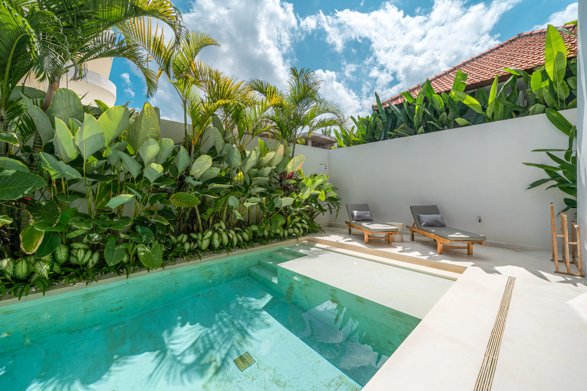 Villa Seseh Bliss - Beautiful Modern Tropical 2BR Villa In Seseh Beach!! — image 3