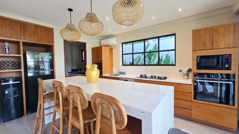 Luxury Villa For Rent 3 Bed In Berawa Canggu EK-3716 — image 2