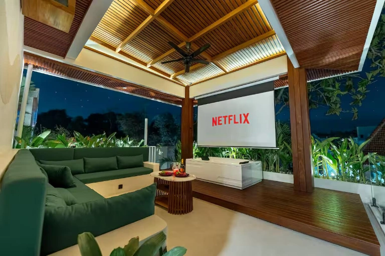 Cinema & Jacuzzi! Brand New 4BR Luxury Villa 600m from Seseh Beach - AF551 — image 1