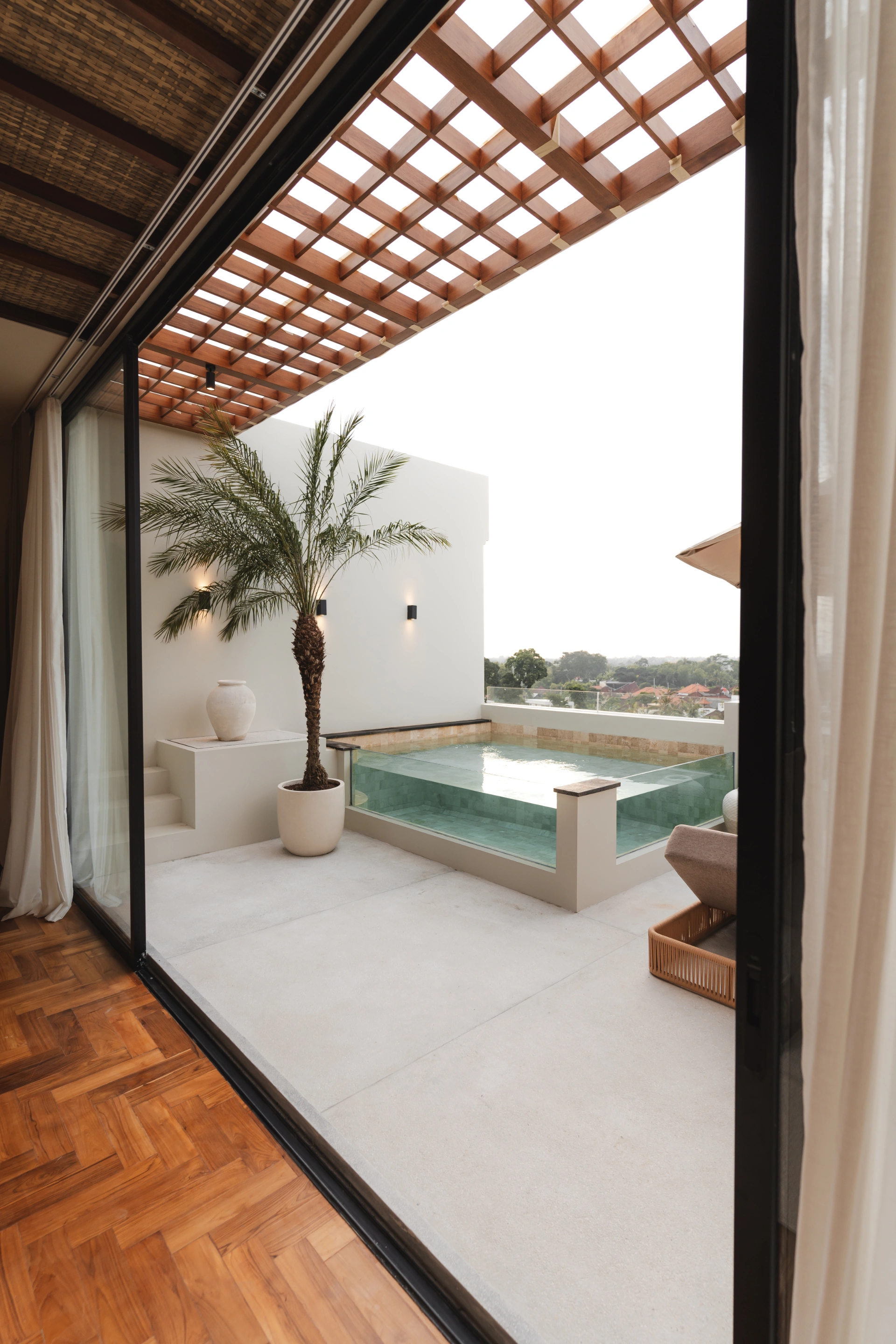 Sore - Canggu 2BR Rice Field Penthouse | Sunset Pool — image 3