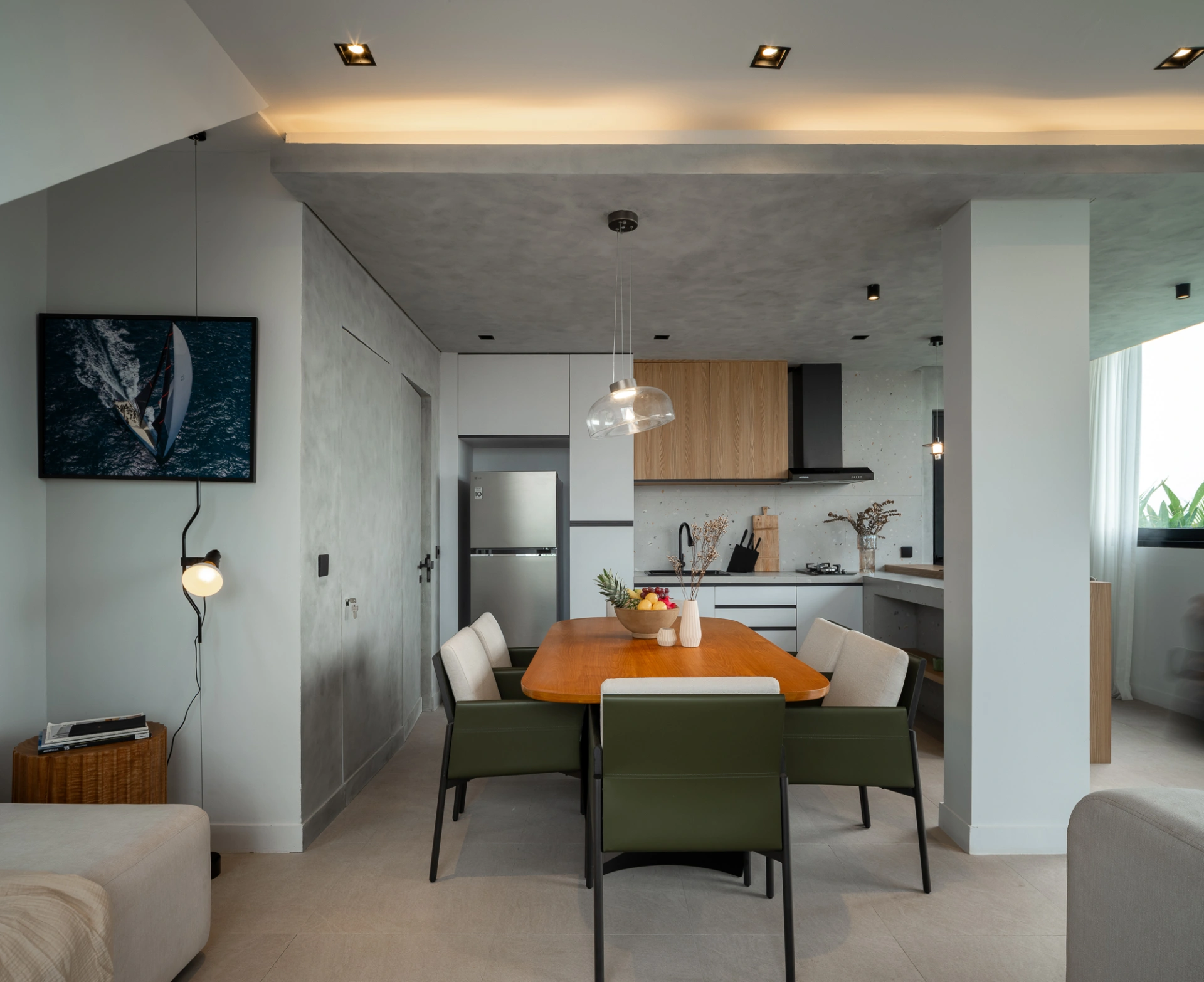 Berawa Luxury Marine Loft with Elevated Pool — image 4