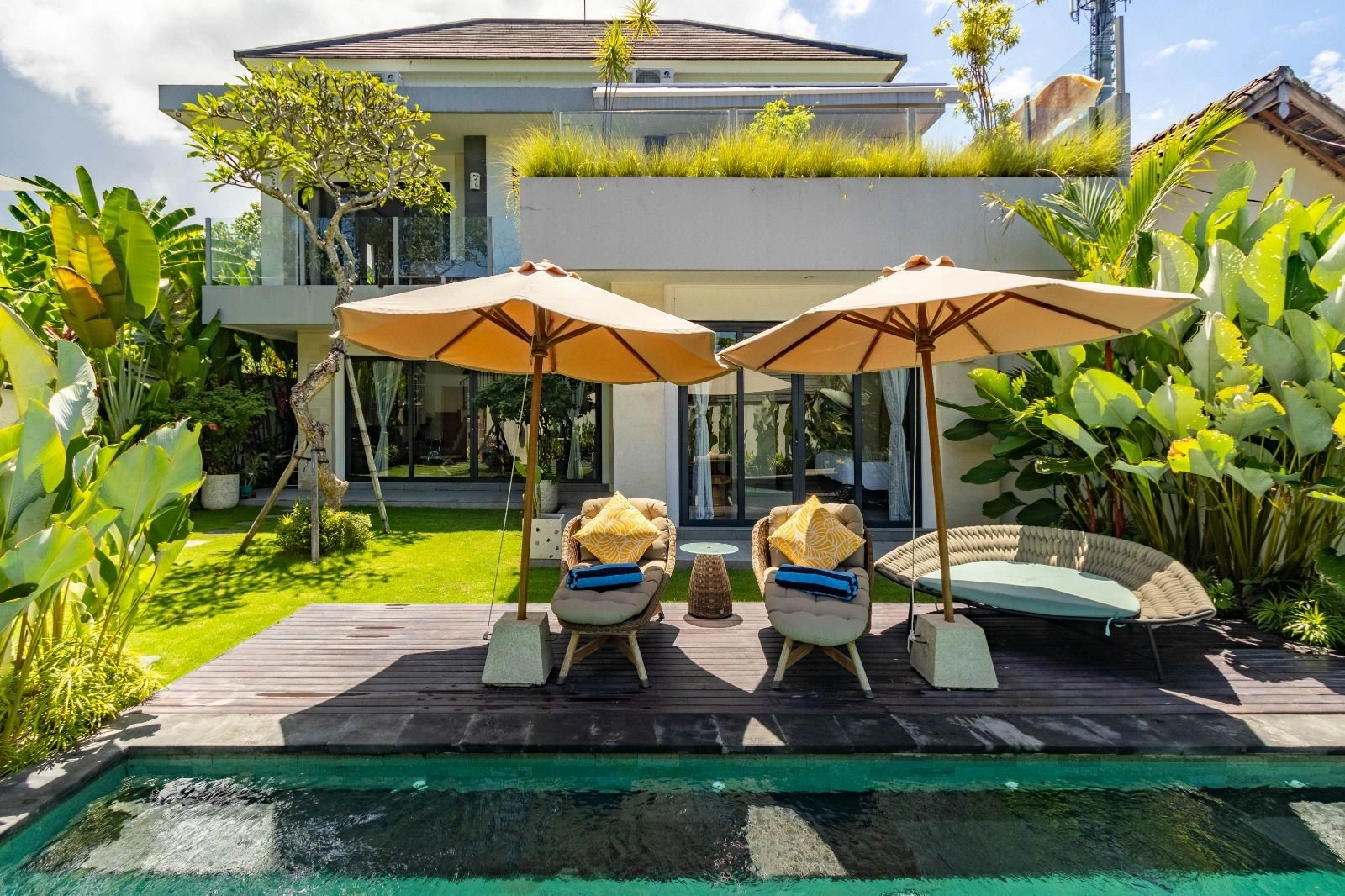 Villa For Rent 3 Bed In PererenanBadung Bali CR-4024 — image 4
