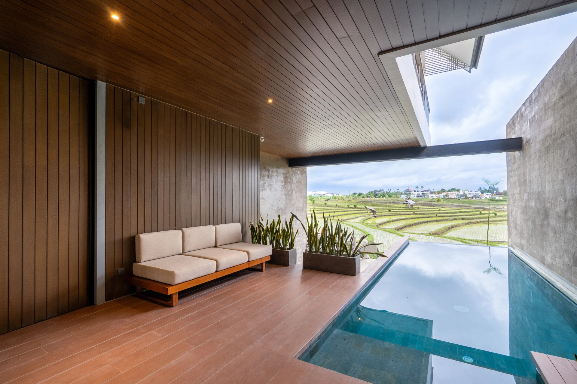 AURAYA - 3BR Canggu Lavish Stay – Pool & Serene Paddies — image 1