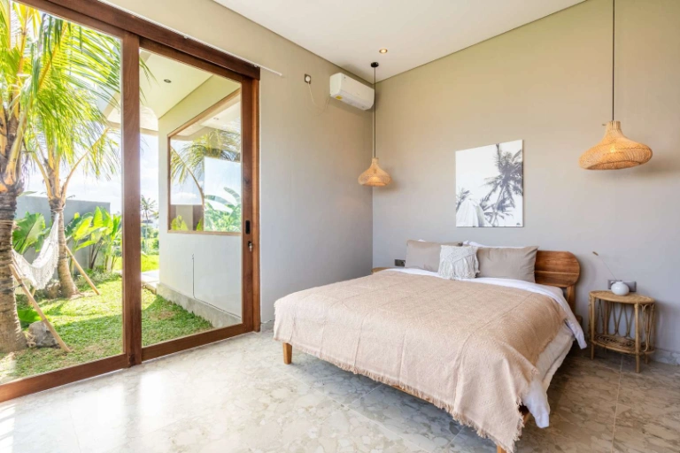 Tumbak Bayuh - 3BR Brand New Bohemian Style Villa — image 4