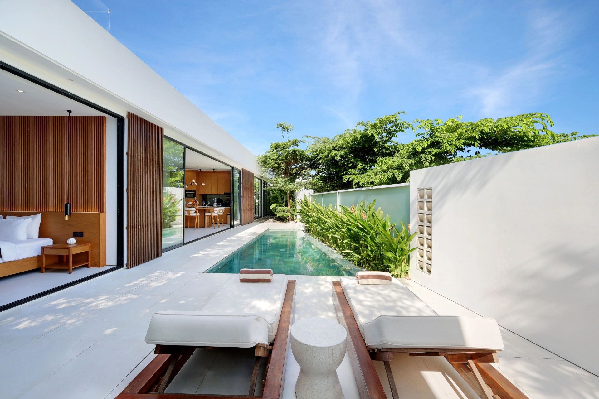 3BR Garden Villa I Pererenan / Rooftop with oceanview / 3mins walk Lima beach — image 1