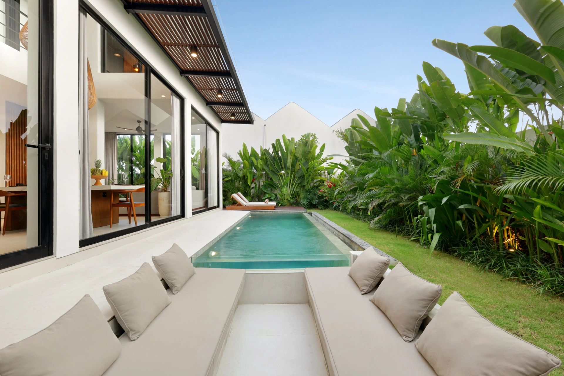 Aquamarine III Pererenan 4BR Lot 8 / Rooftop ocean view / walk to beach — image 2