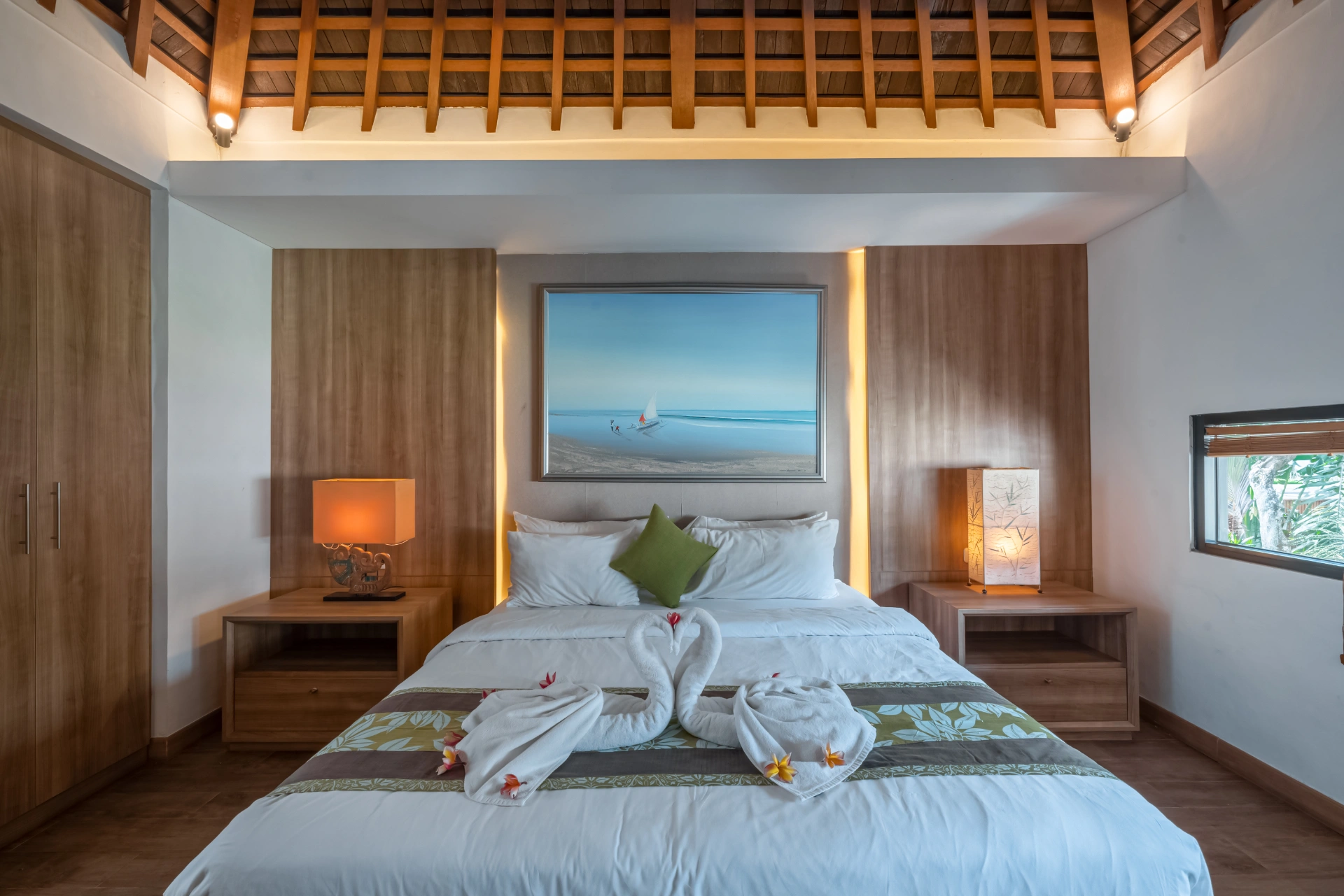 Luxe Balinese Escape: 4BR Villa in Seminyak — image 1