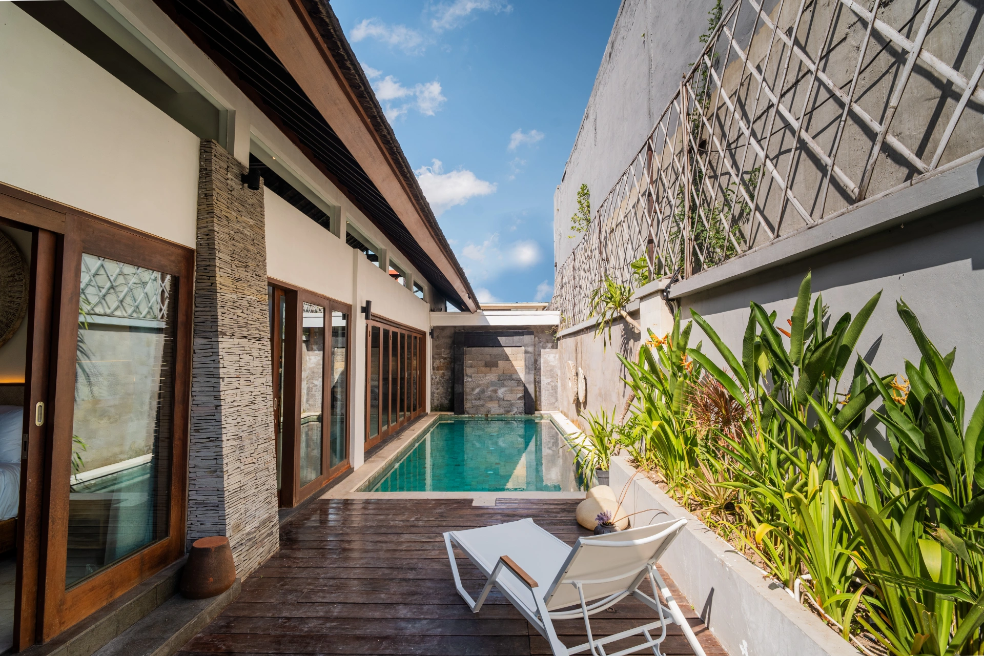 Ocean Breeze Villa - 4BR villa in Canggu