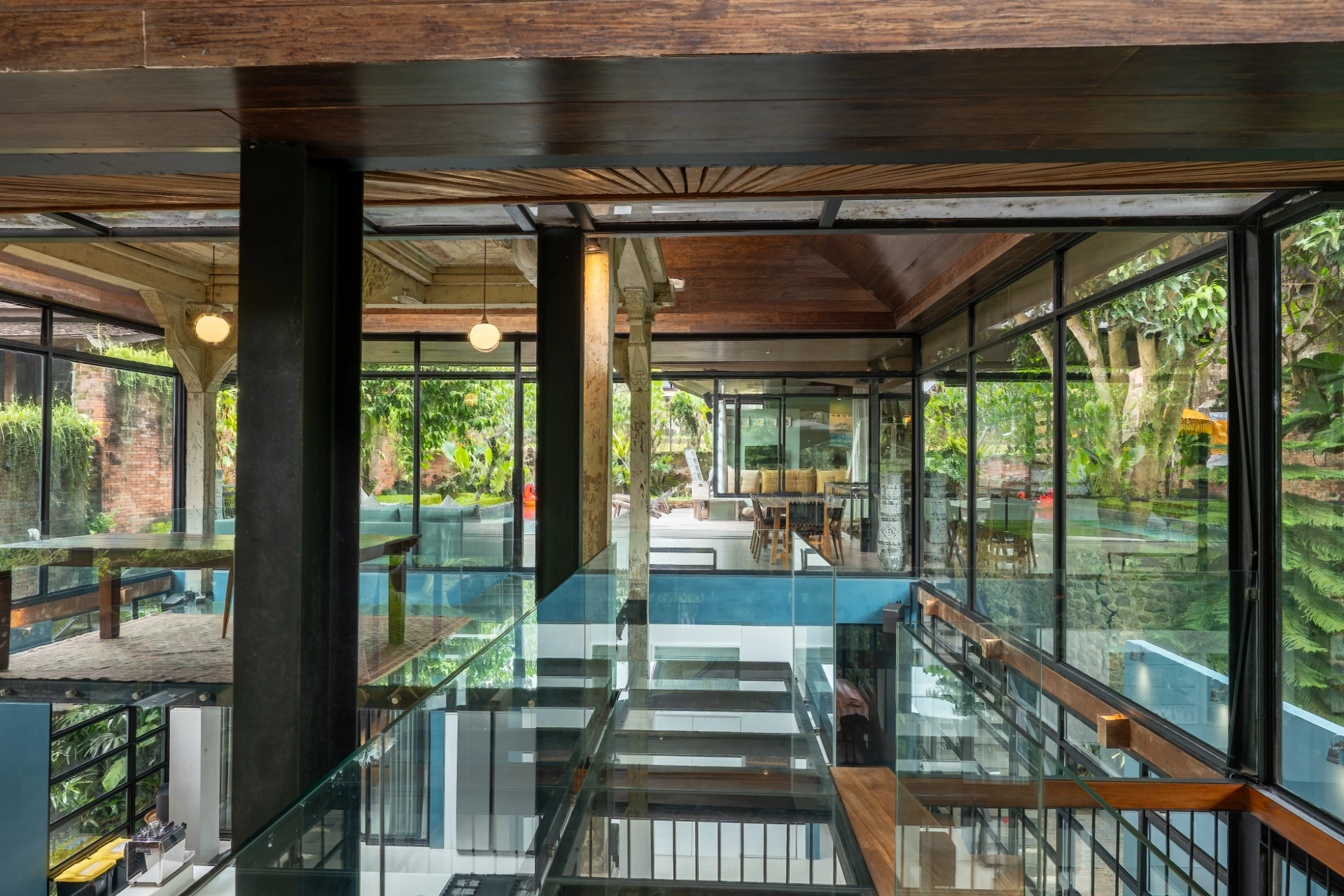 Belvedere - 4BR Castle of Glass Villa Ubud | Nature Surrounded — image 4