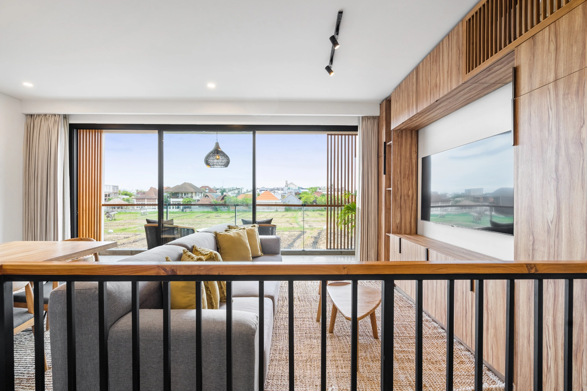Berawa Townhouse 7 - 2BR Paddy Views Villa – Rooftop Jacuzzi