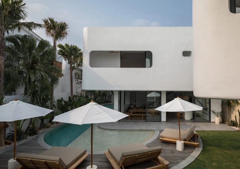 Villa For Rent 5 Bed In BerawaTibubeneng Bali PO-4036 — image 1
