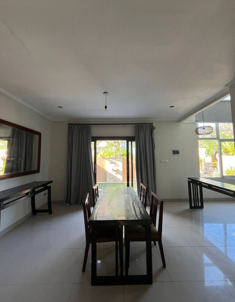 2BR VILLA KEROBOKAN — image 4