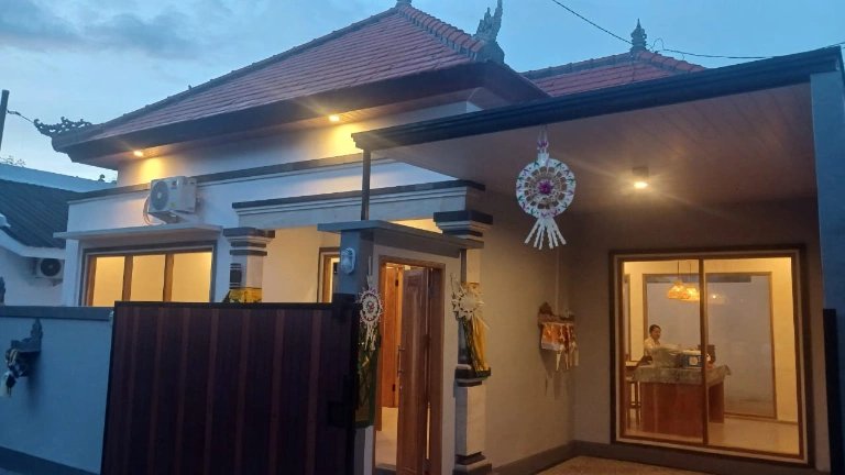 2BR VILLA NYANYI — image 4