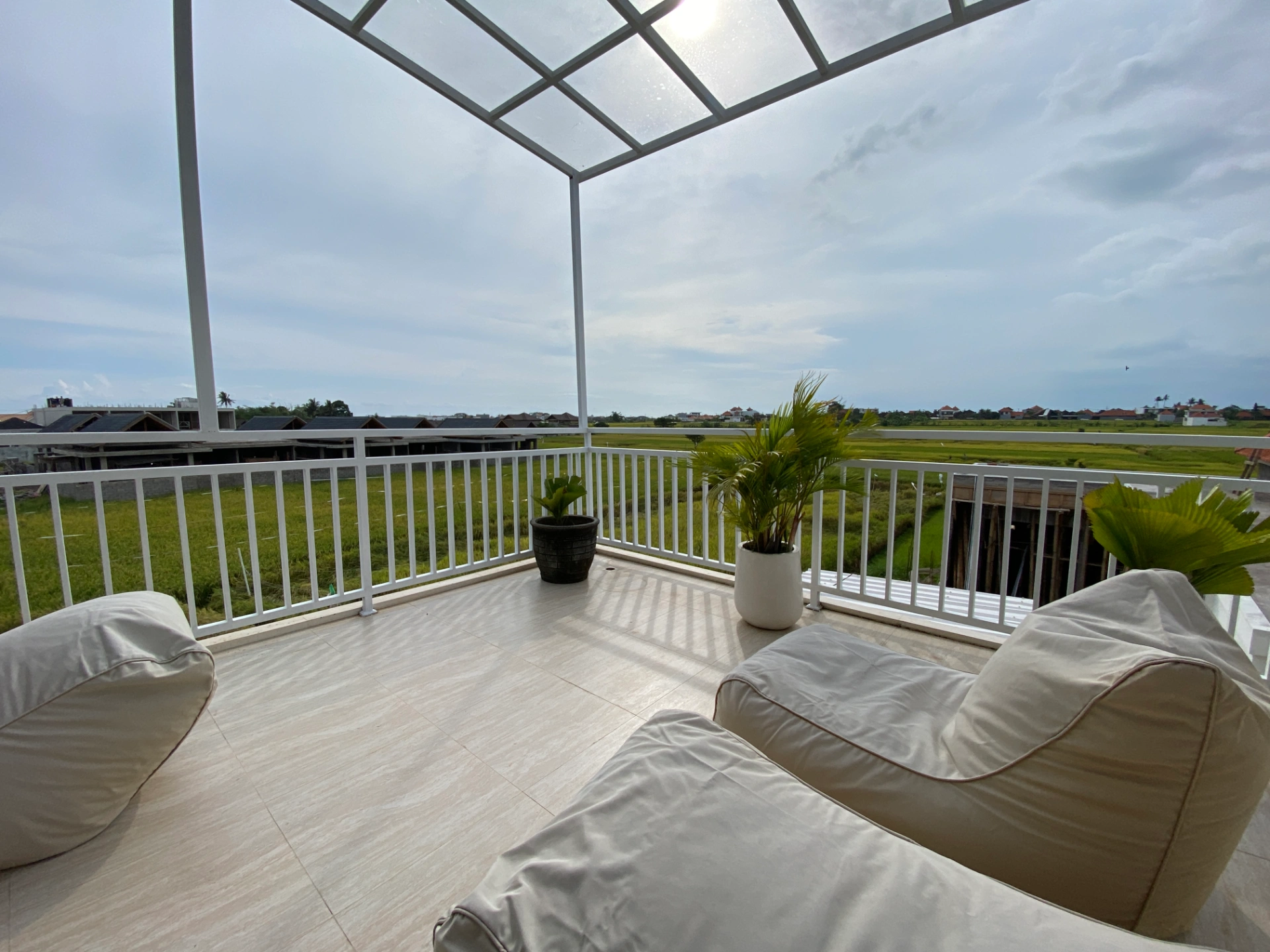3BR - Cemagi - Surrounded by ricefield! — image 3