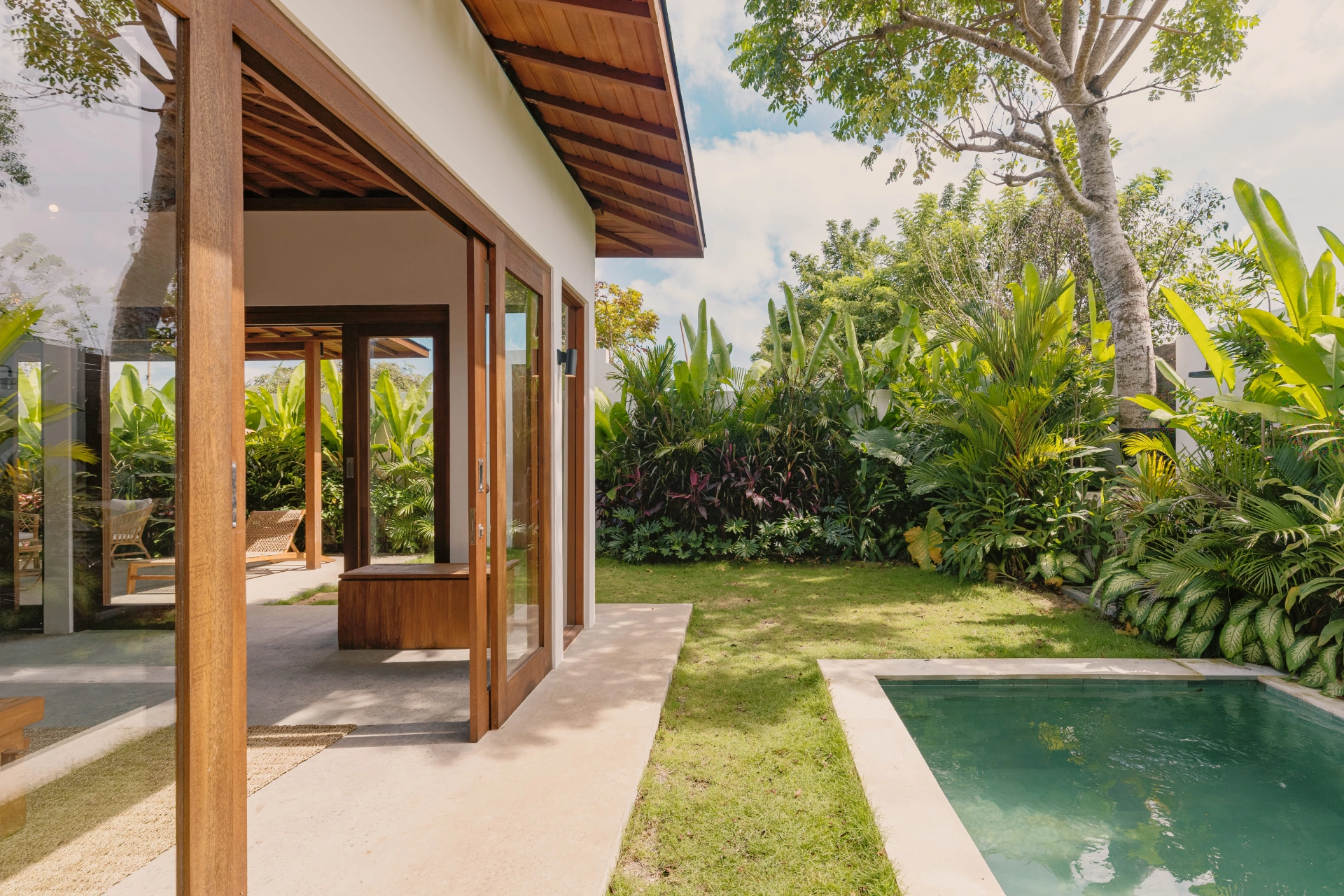 Kilani 3 - Modern 1BR Uluwatu Haven | Serene Pool Stay — image 3
